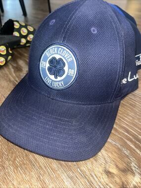 Black Clover Live Lucky Golf Hat The Boulders Golf Club Flexfit S/M Navy Cap
